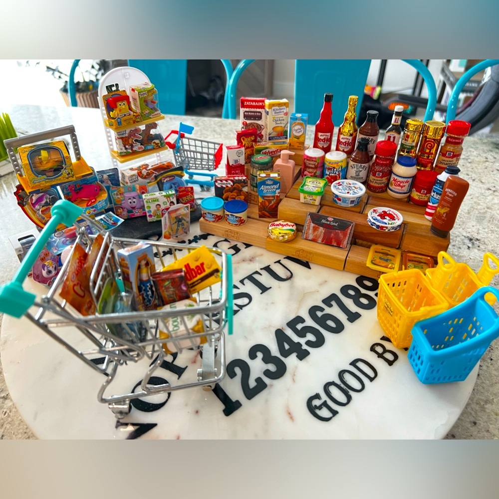 Lot of Zuru Mini Brands Surprise